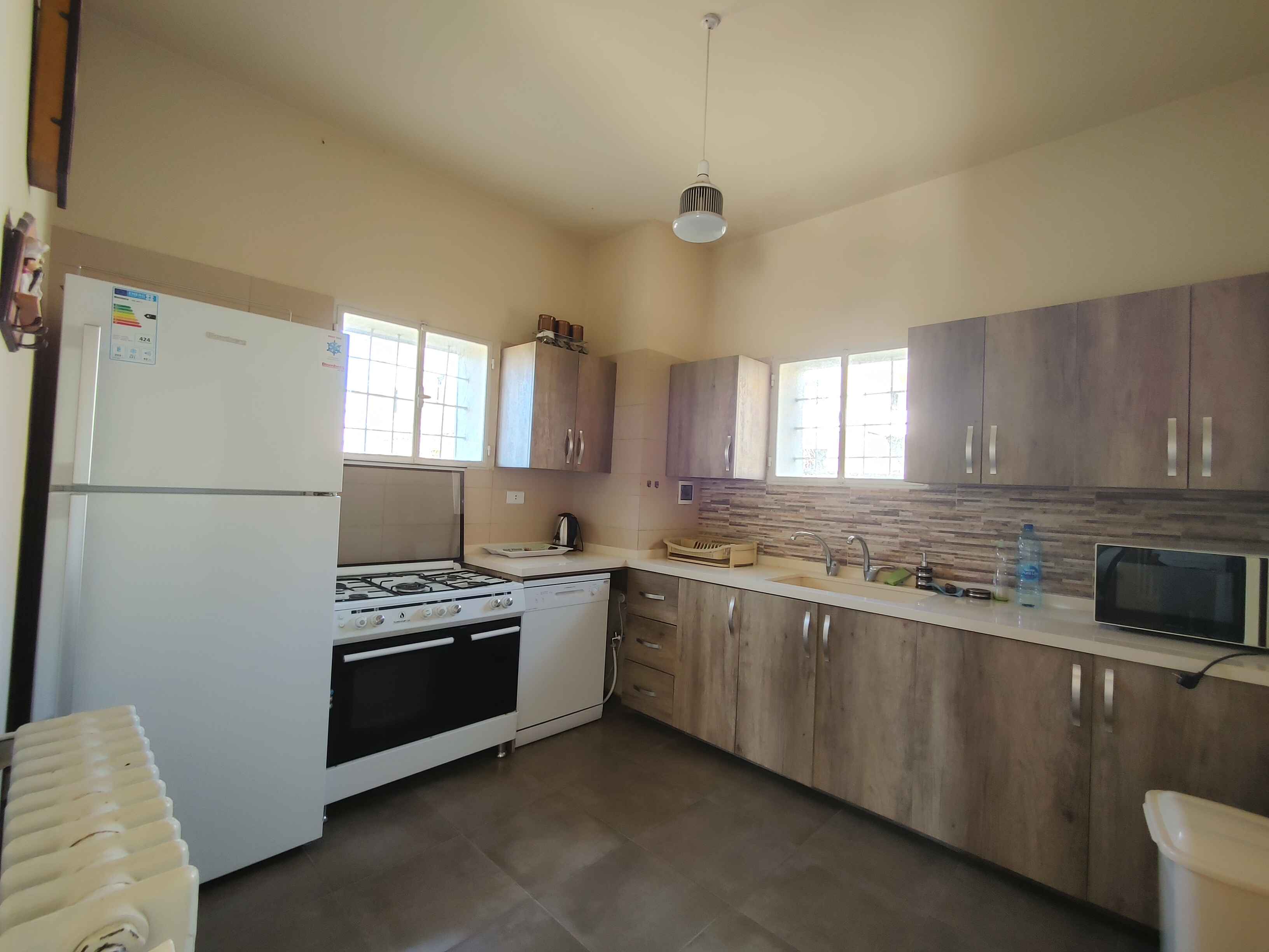 This fully furnished traditional house in Hrajel! — الصورة 3