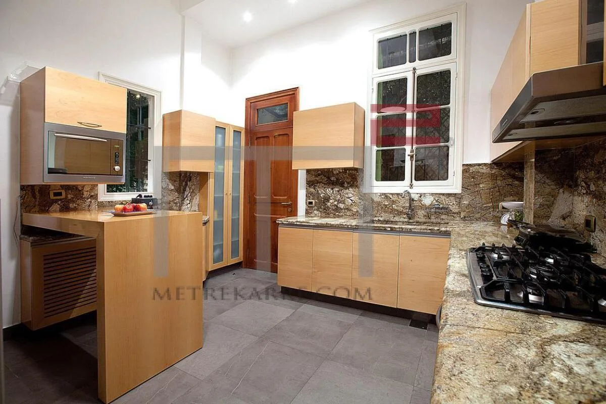 Villa for Sale in Achrafieh — الصورة 4