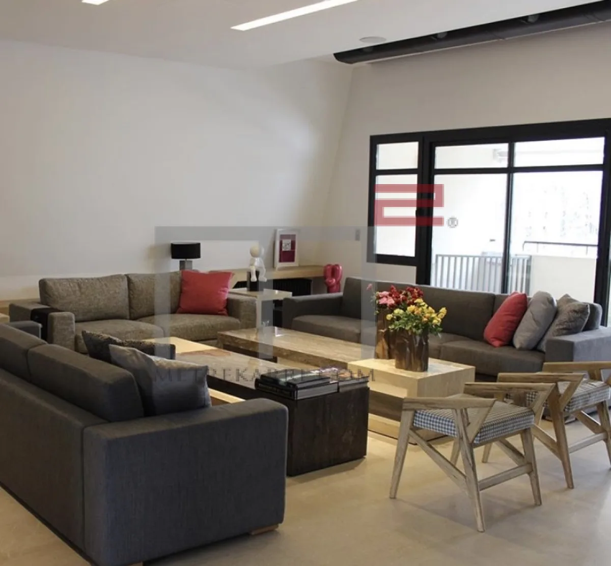 Penthouse for Rent in Gemmayze — الصورة 2