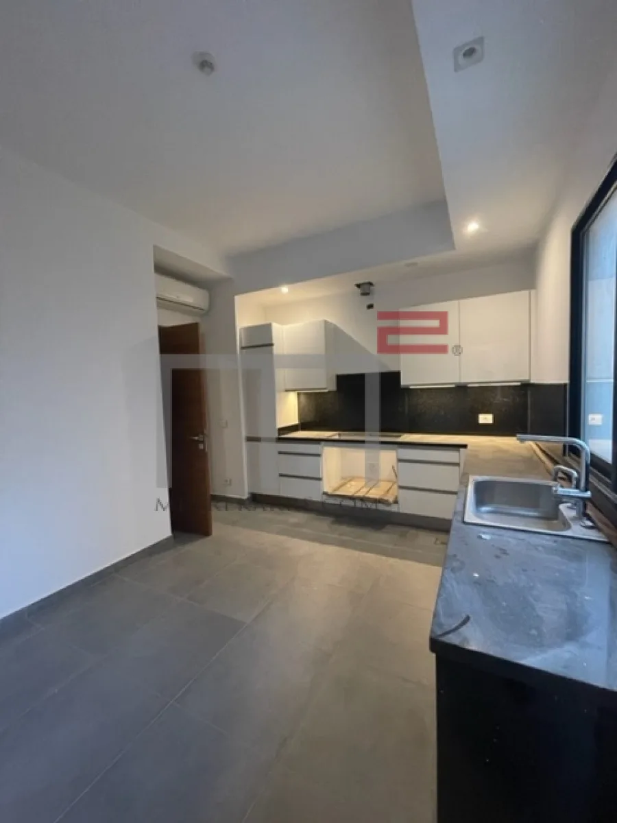 Apartment for Sale in Furn El Hayek — الصورة 3
