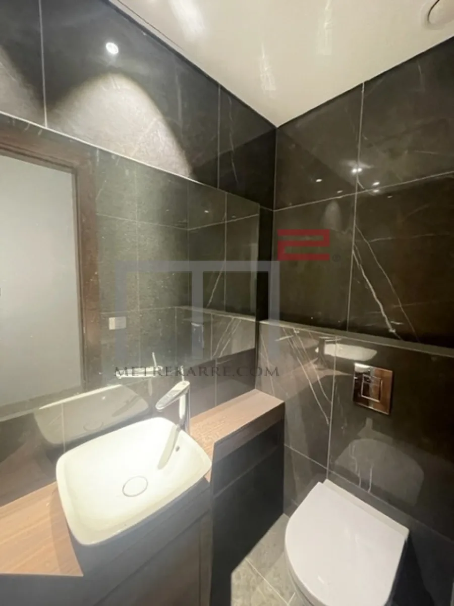 Apartment for Sale in Furn El Hayek — الصورة 4