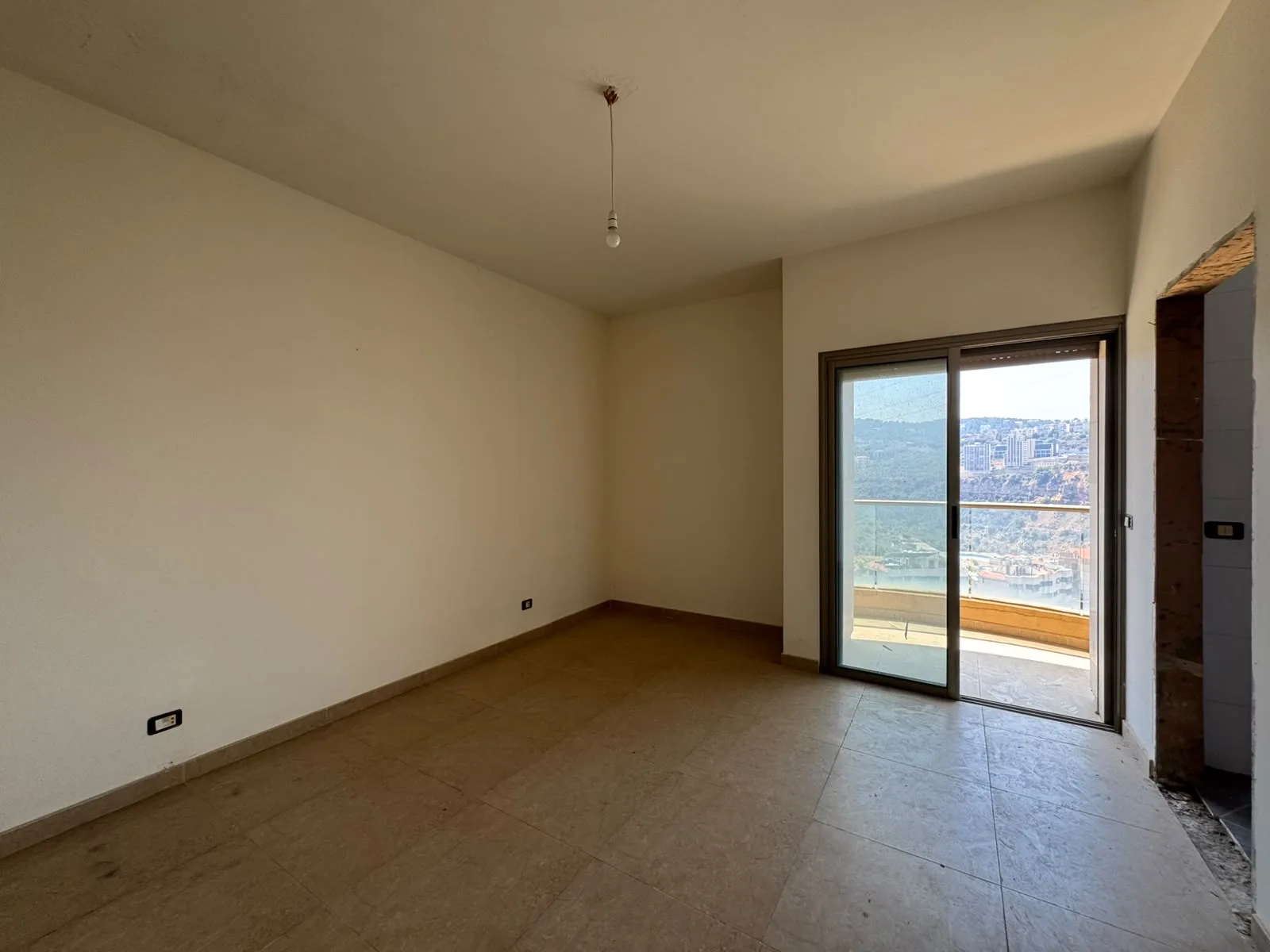 Apartment for Sale in Mansourieh — الصورة 6