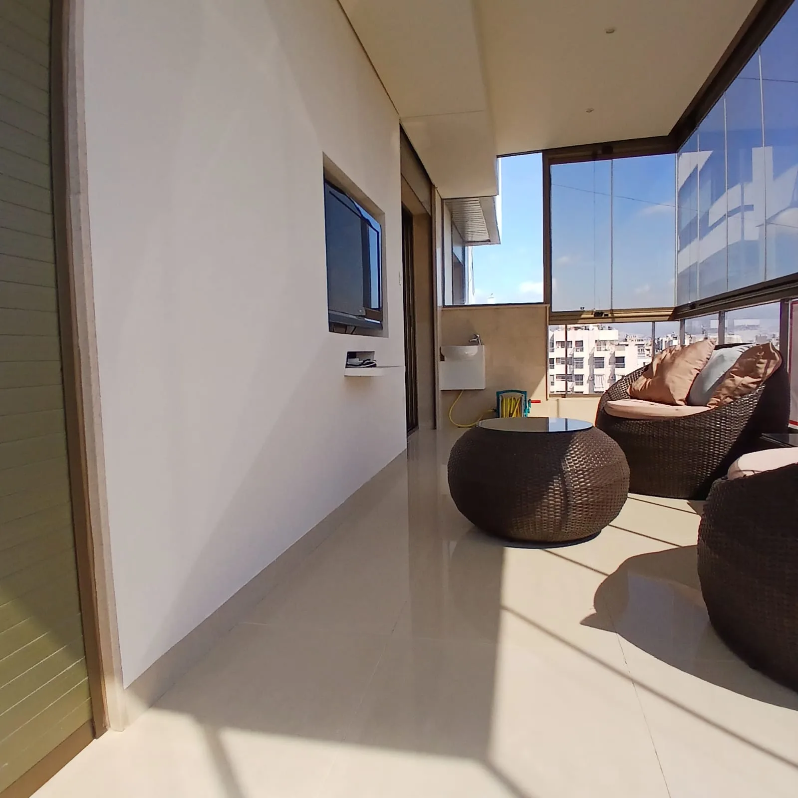 Apartment for Sale in Al Zarif, Beirut, Lebanon — الصورة 3