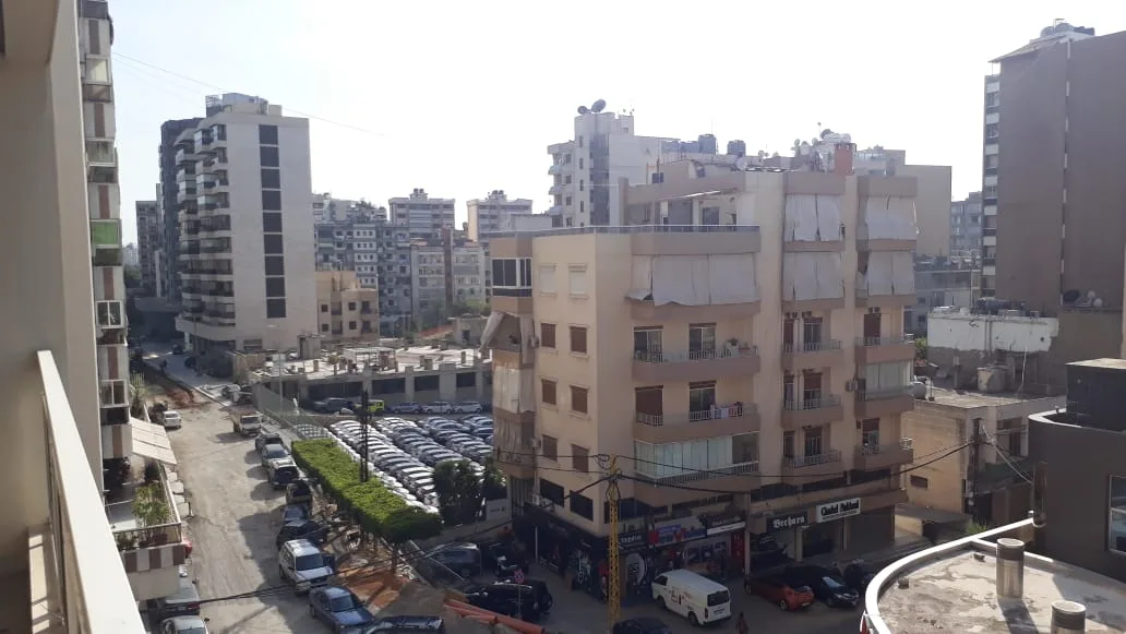 Apartment for Sale in Jal El Dib, Lebanon — الصورة 3
