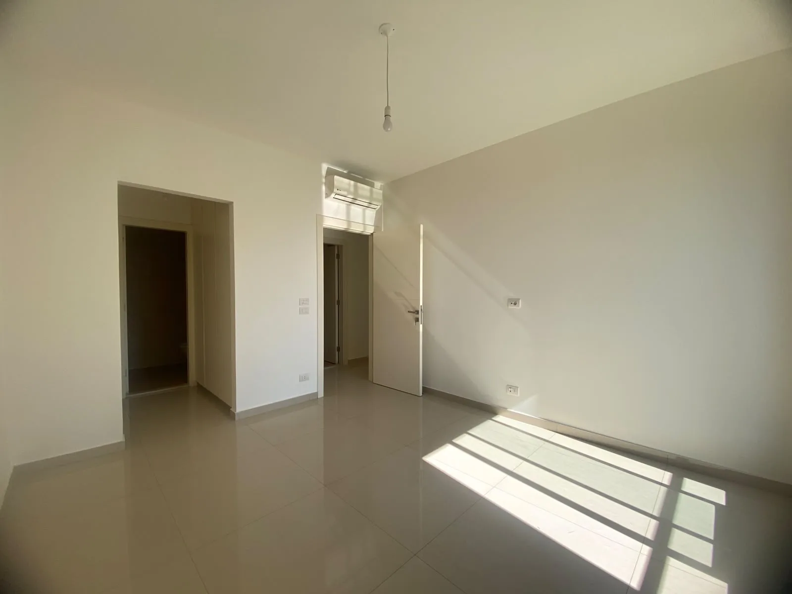 Apartment for Sale in Caracas — الصورة 6