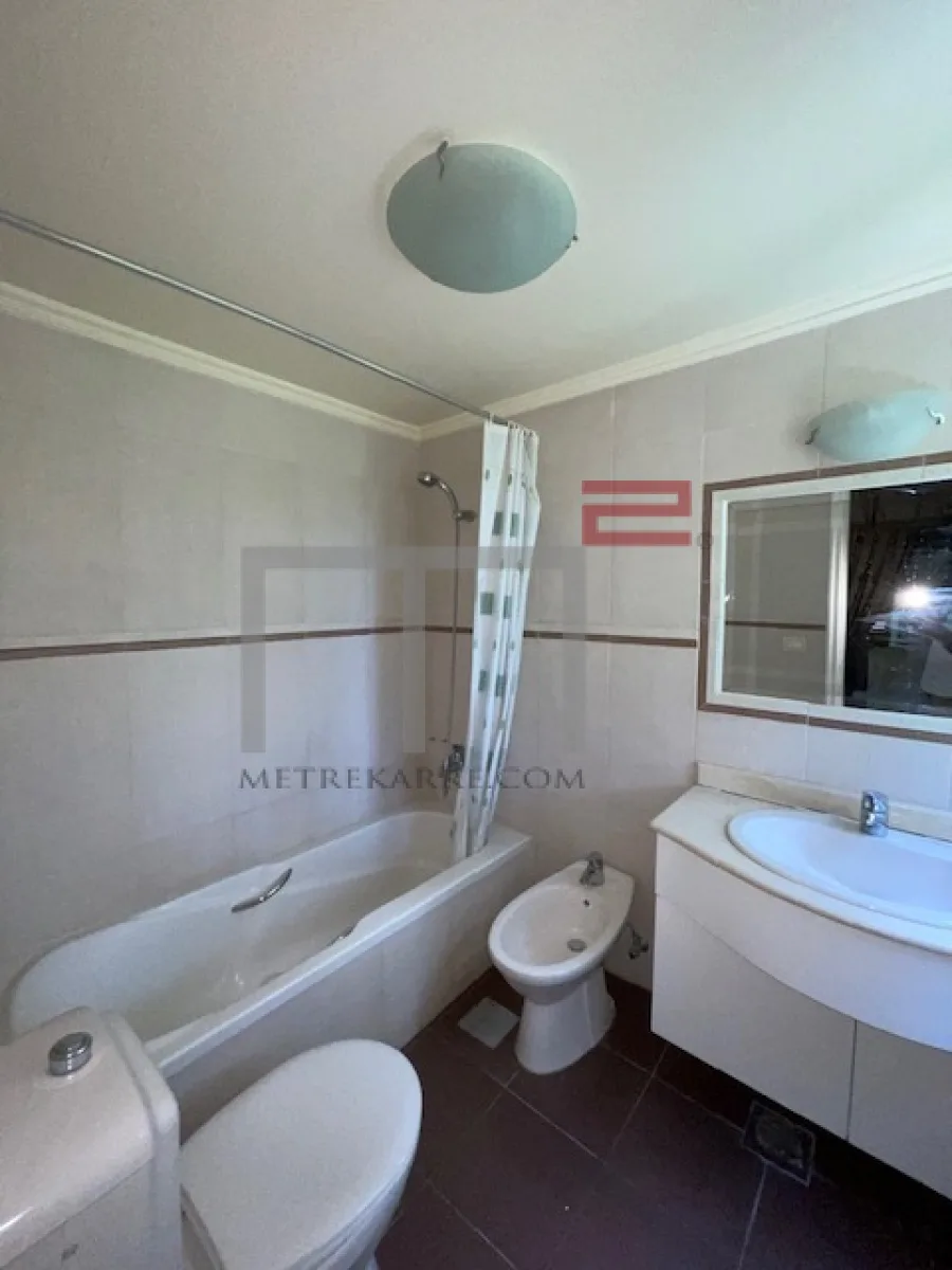 Apartment for Sale in Furn El Hayek — الصورة 4