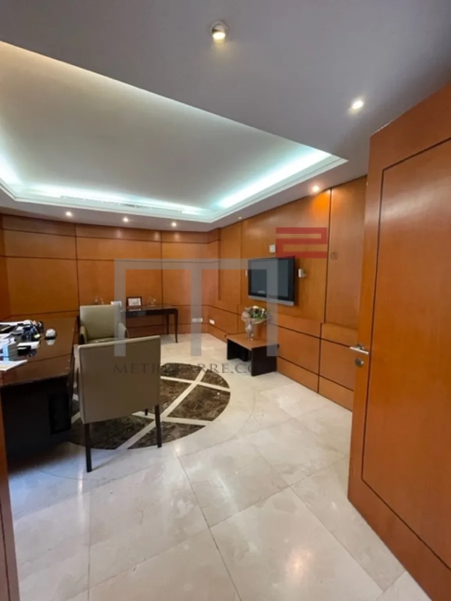 Office for Sale in Mar Nicolas — الصورة 2