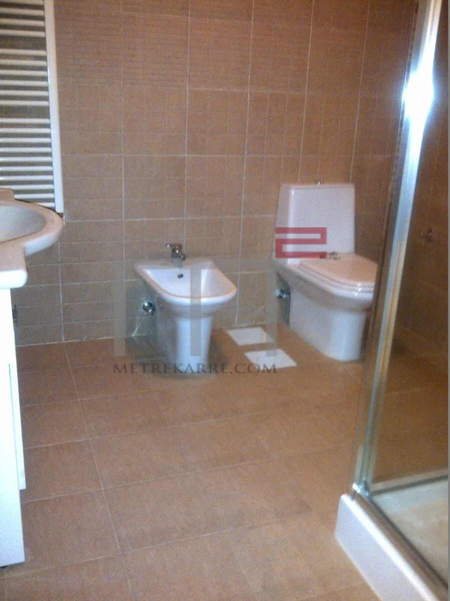Apartment for Rent in Baabda — الصورة 3