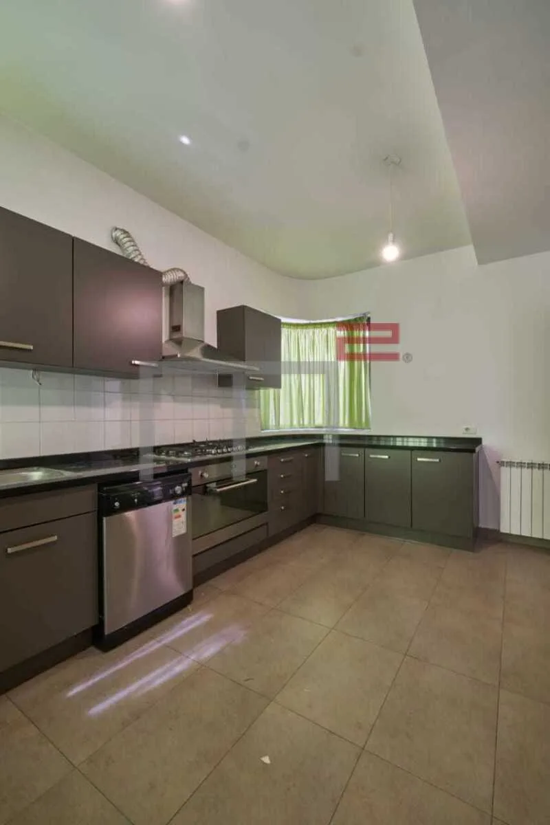 Apartment for Sale in Furn El Hayek — الصورة 3