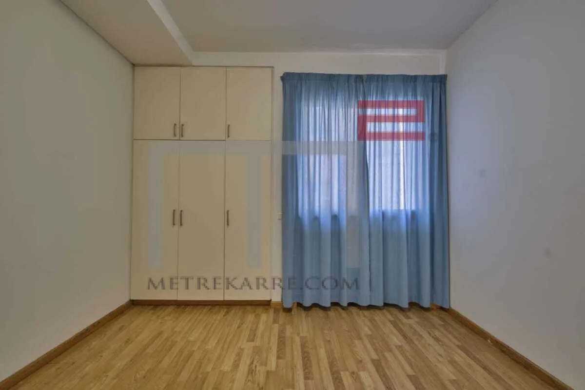 Apartment for Sale in Furn El Hayek — الصورة 5