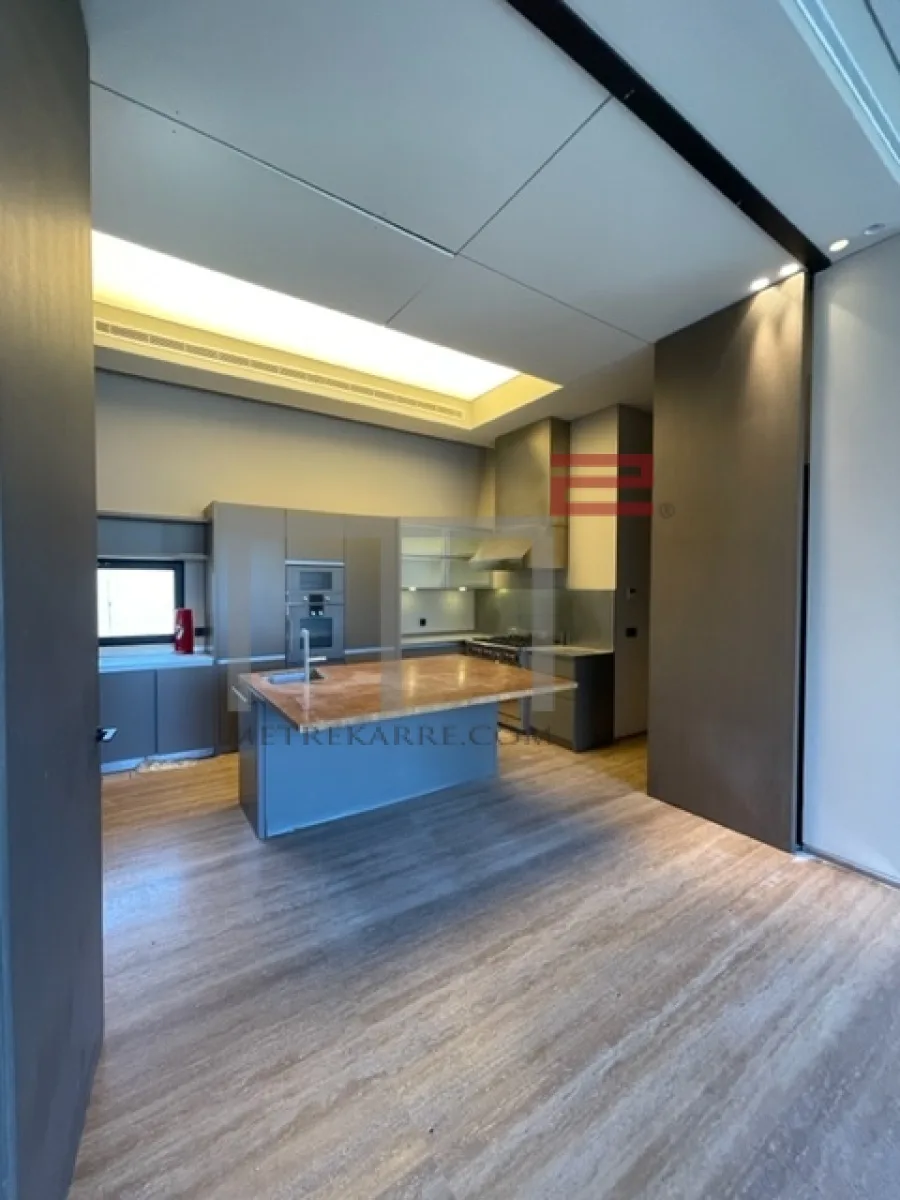 Penthouse for Sale in Badaro — الصورة 3