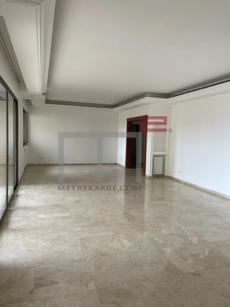 Apartment for Sale in Furn El Hayek — الصورة 3