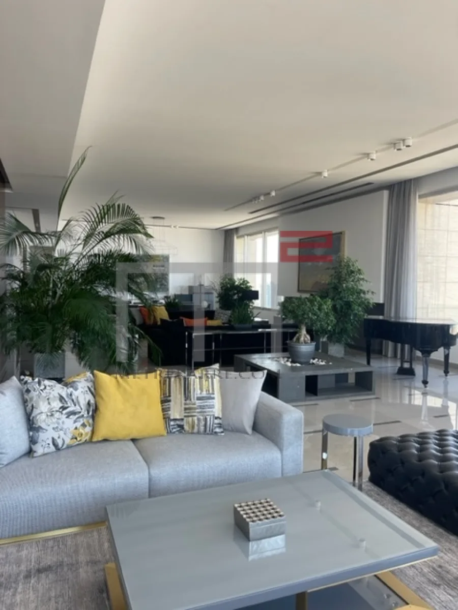 Apartment for Sale in Mar Nicolas