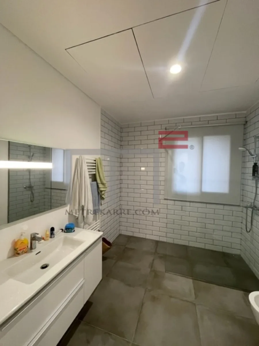 Apartment for Sale in Palais de Justice — الصورة 3