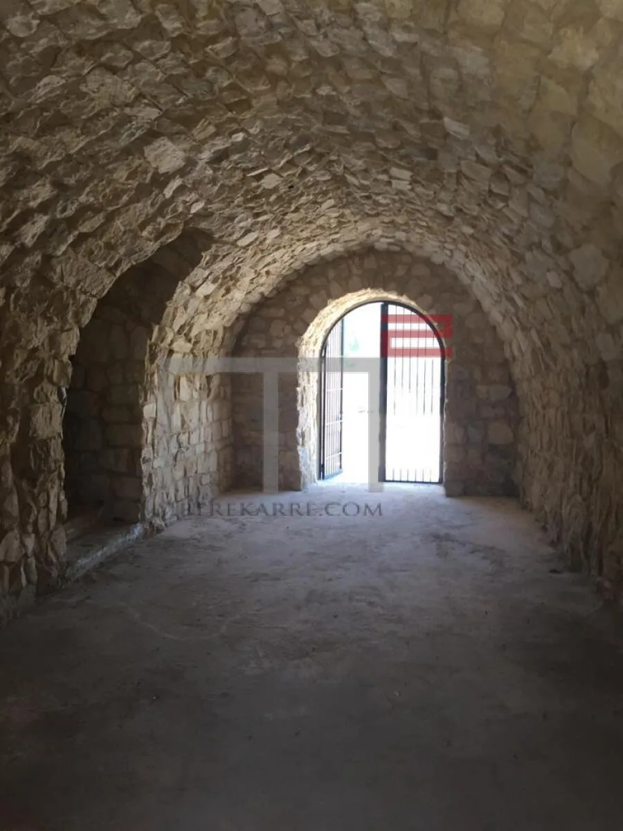 Villa for Sale in Jrane — الصورة 2