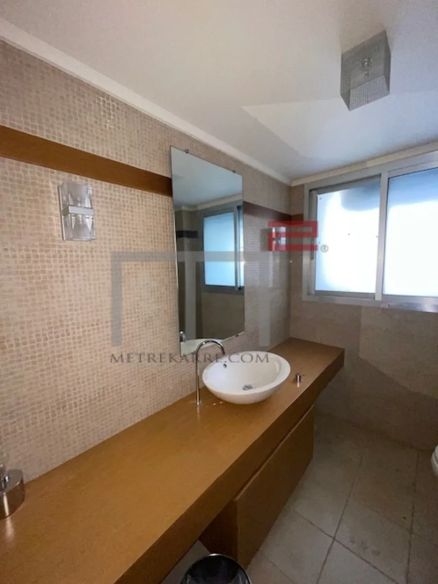 Apartment for Rent in Mar Nicolas — الصورة 4