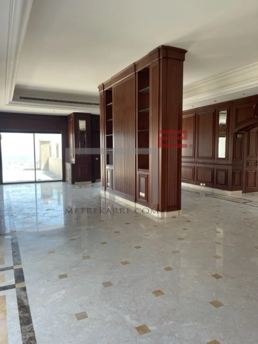 Penthouse for Sale in Mar Nicolas — الصورة 3
