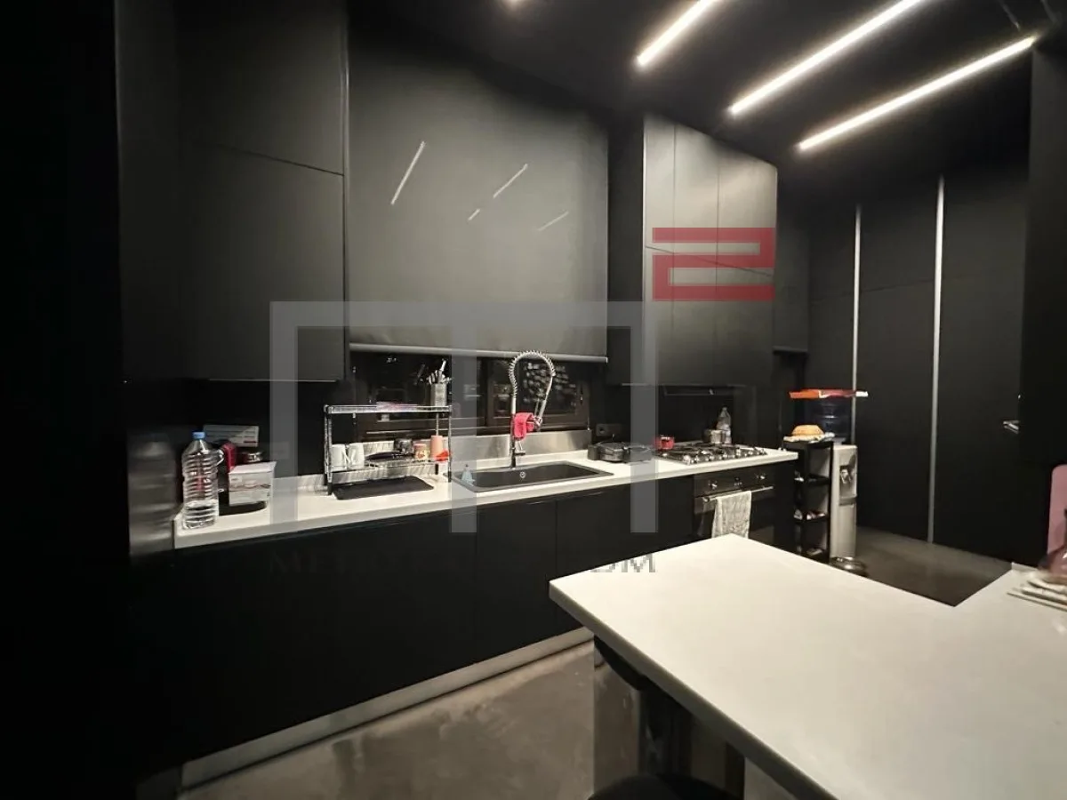 Penthouse for Sale in Achrafieh — الصورة 4