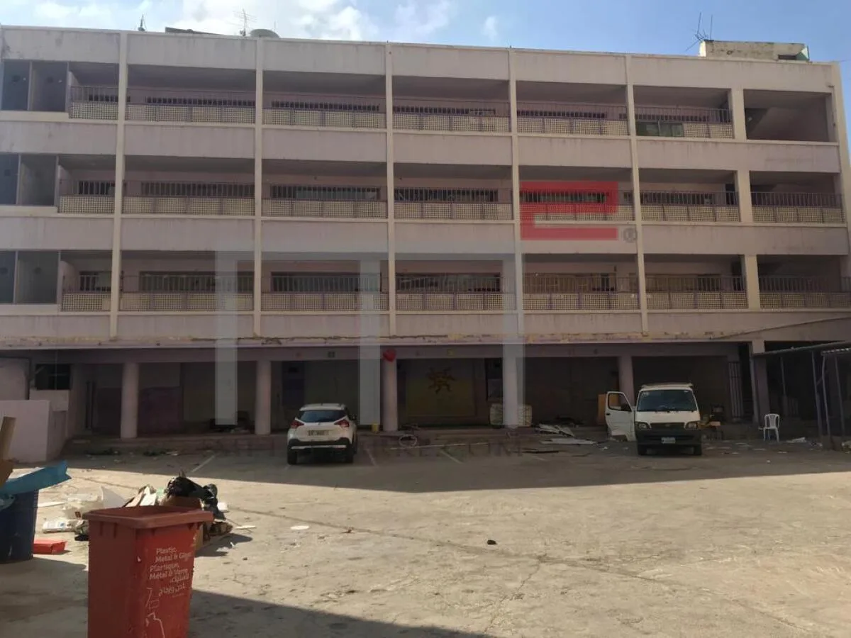 Building for Rent in Badaro