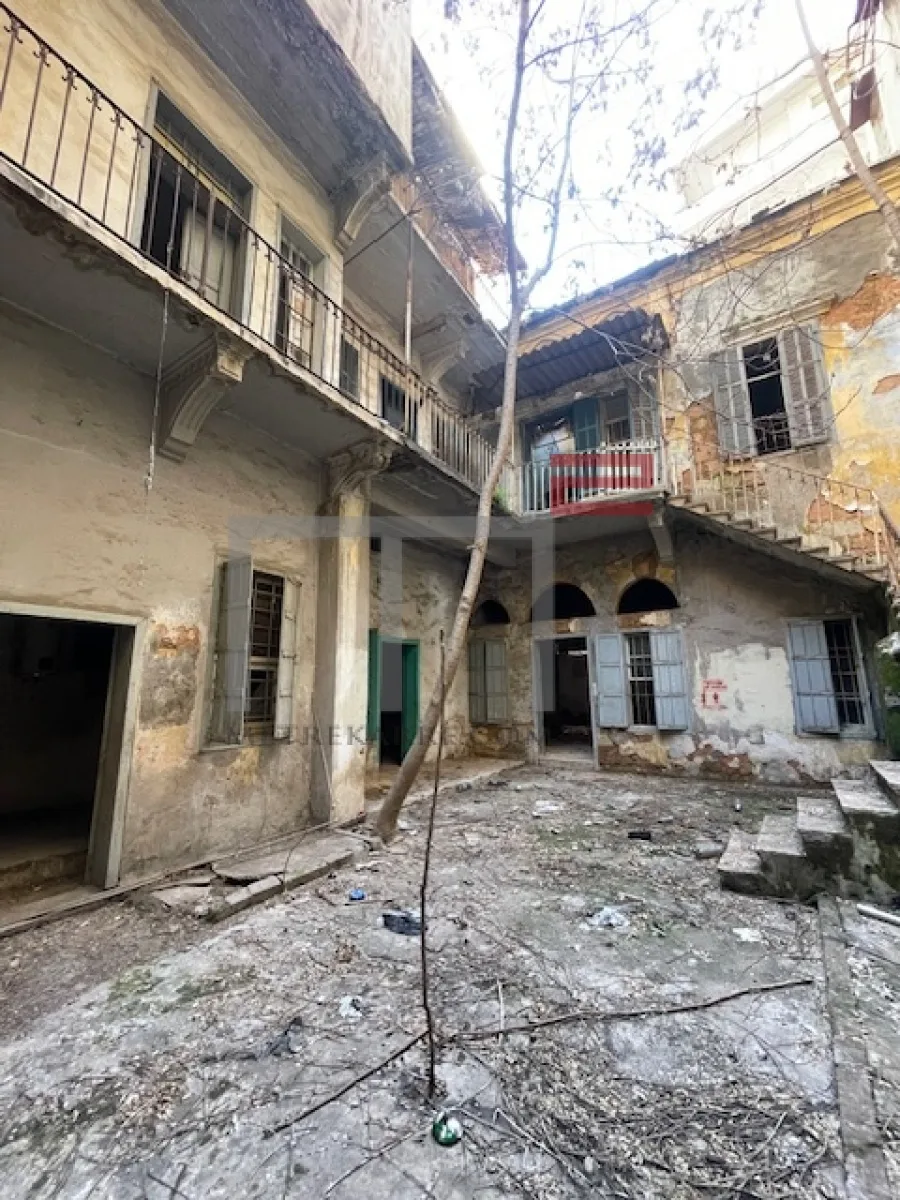 Villa for Sale in Achrafieh — الصورة 2