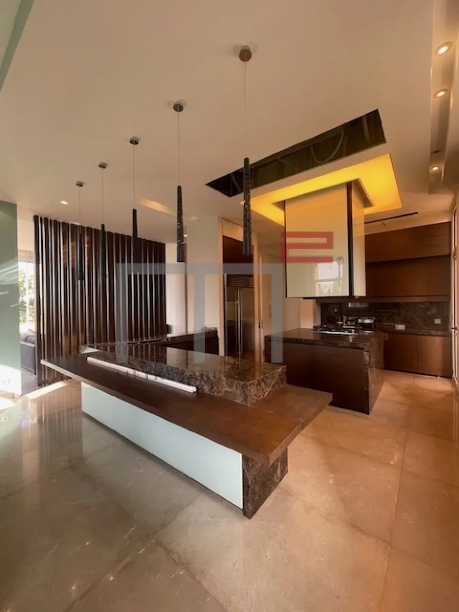 Penthouse for Sale in Achrafieh — الصورة 4