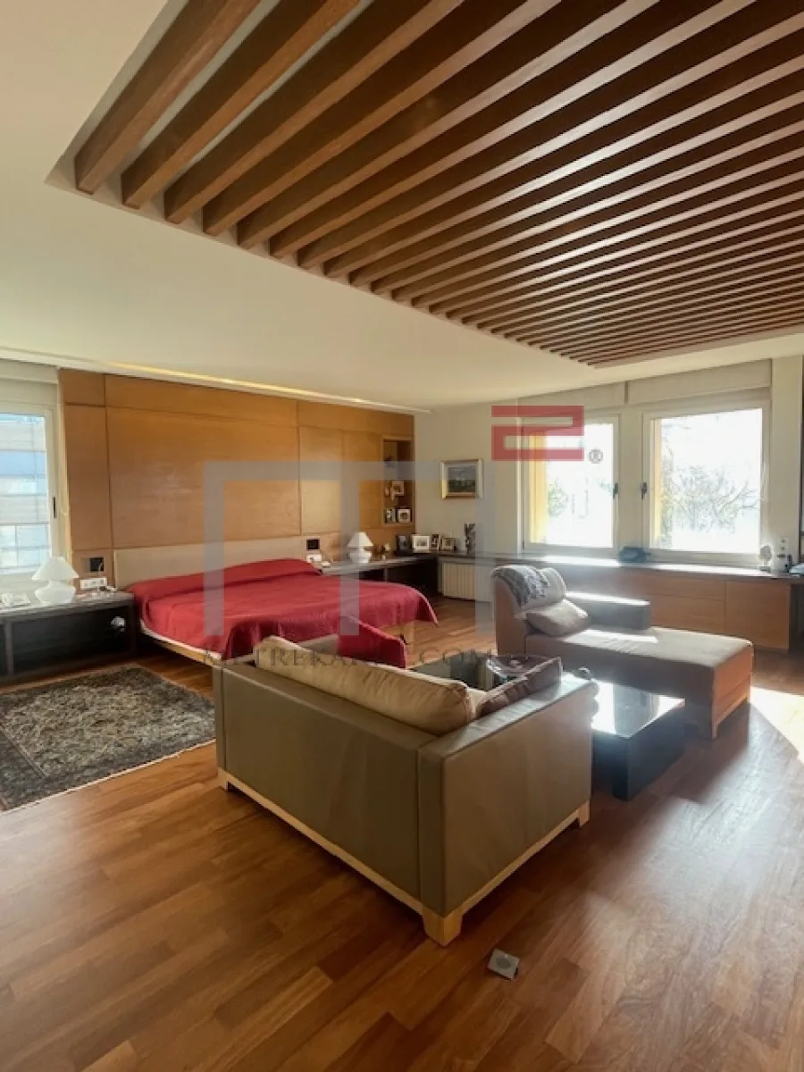 Penthouse for Sale in Achrafieh — الصورة 5