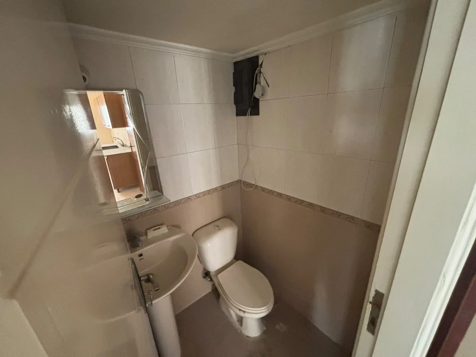 Apartment for Sale in Dekwaneh — الصورة 7