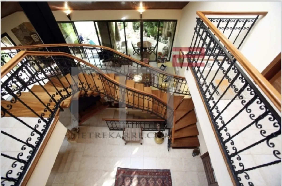 Villa for Sale in Faqra
