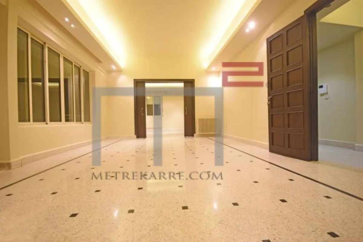 Apartment for Rent in Achrafieh — الصورة 2