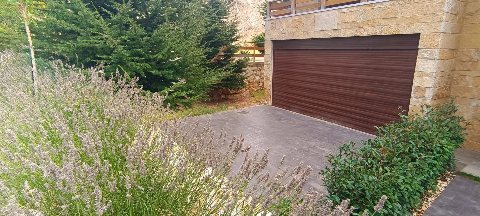Chalet for rent in Kfardebian, Lebanon — الصورة 6