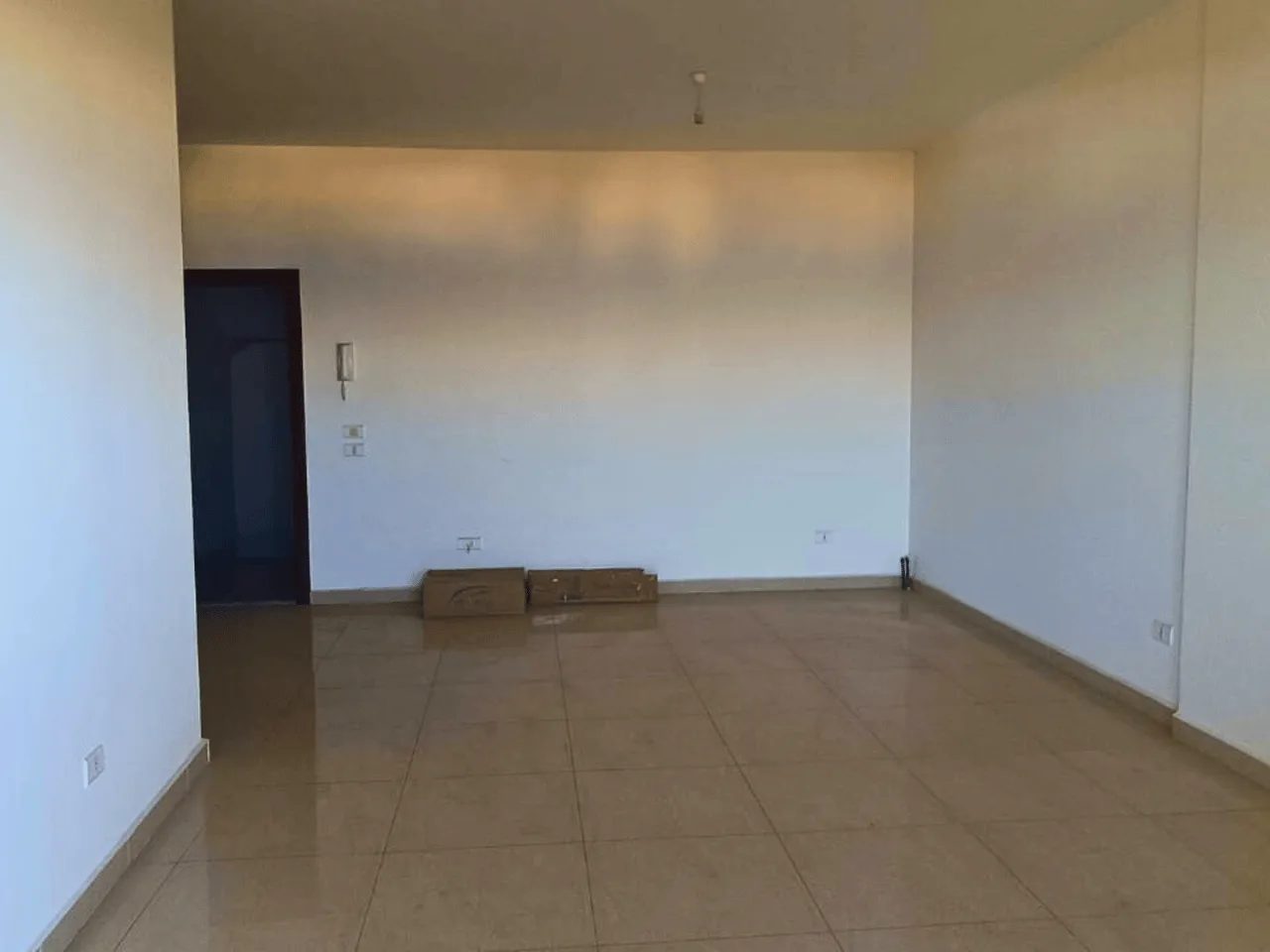 Apartment for Sale in Bouar — الصورة 4