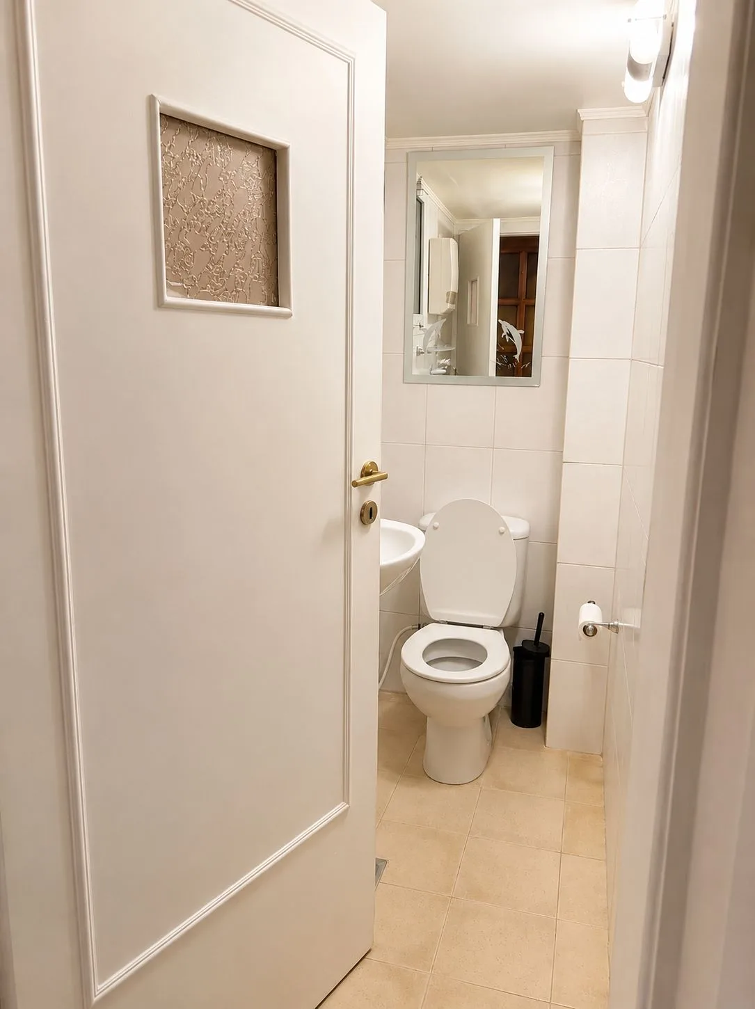 Apartment for Sale in Badaro, Beirut, Lebanon — الصورة 8