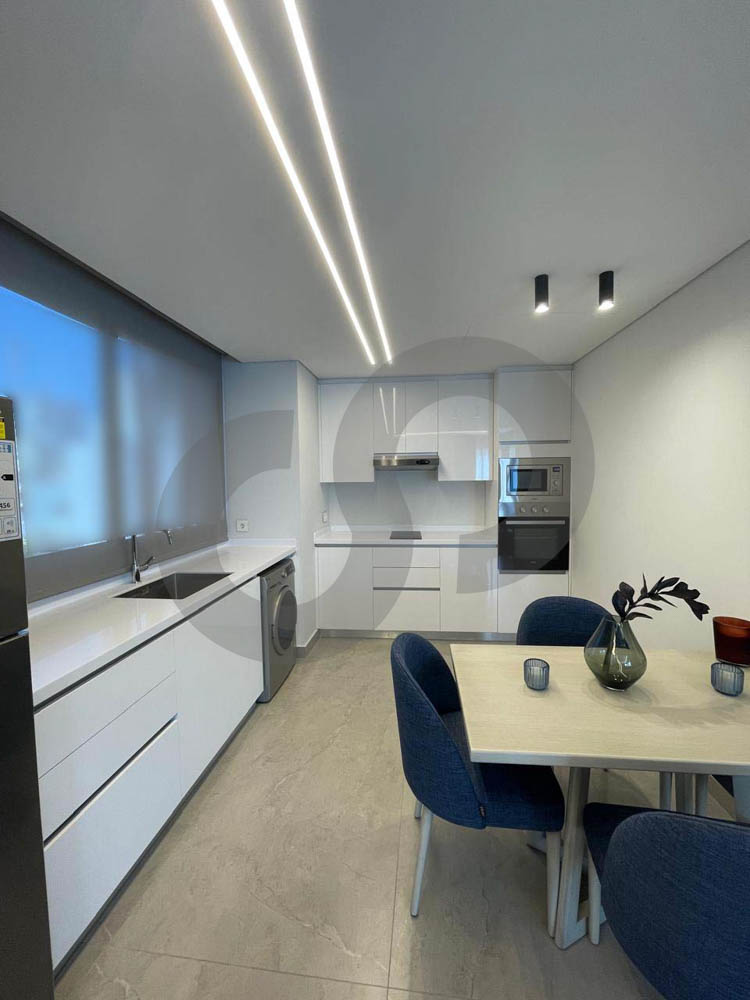 PRIME LOCATION / APARTMENT FOR RENT / ACHRAFIEH-BEIRUT — الصورة 3