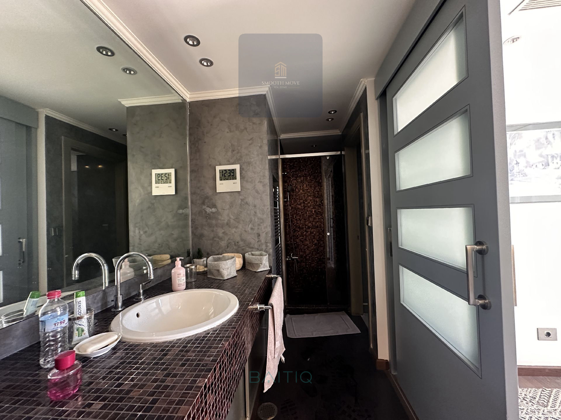 1-bedroom property with private terrace in Downtown Beirut — الصورة 5