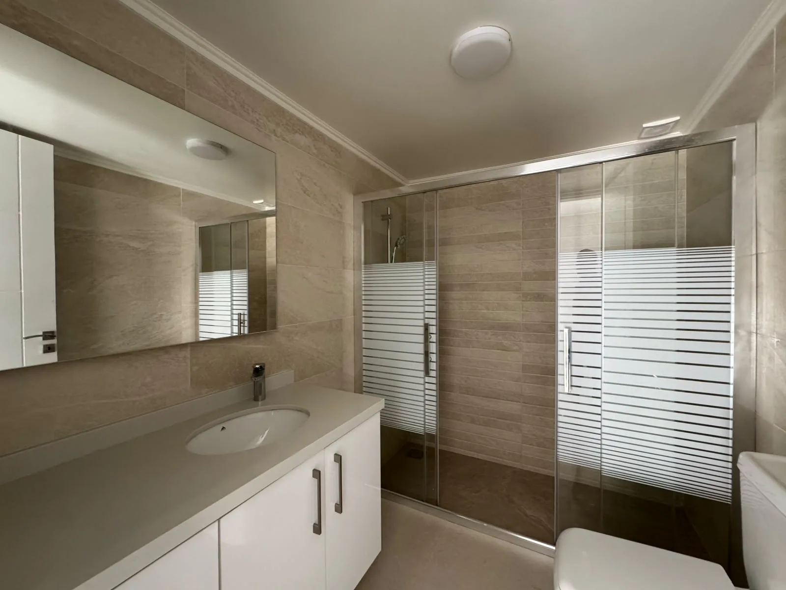 Apartment for Rent in Roumieh — الصورة 8