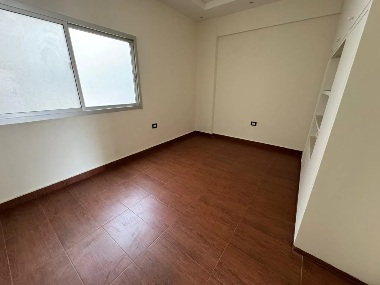 Apartment for Rent in Raoucheh — الصورة 6