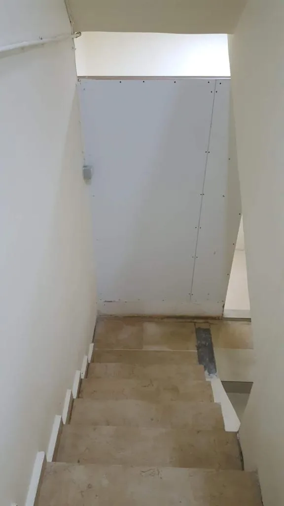 Warehouse for Sale in Mansourieh — الصورة 4