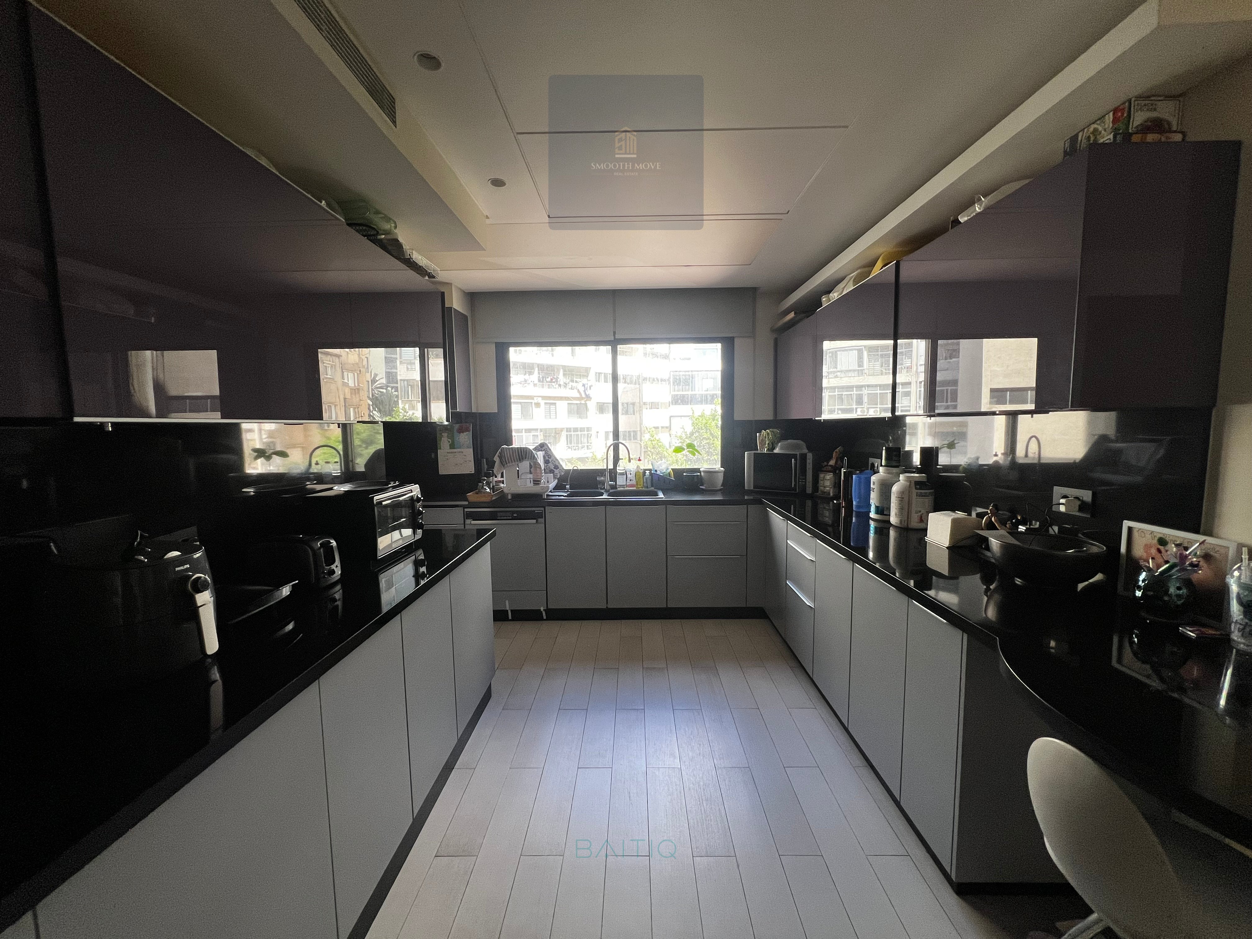 Beautiful Seaview Apartment for sale in Manara — الصورة 3