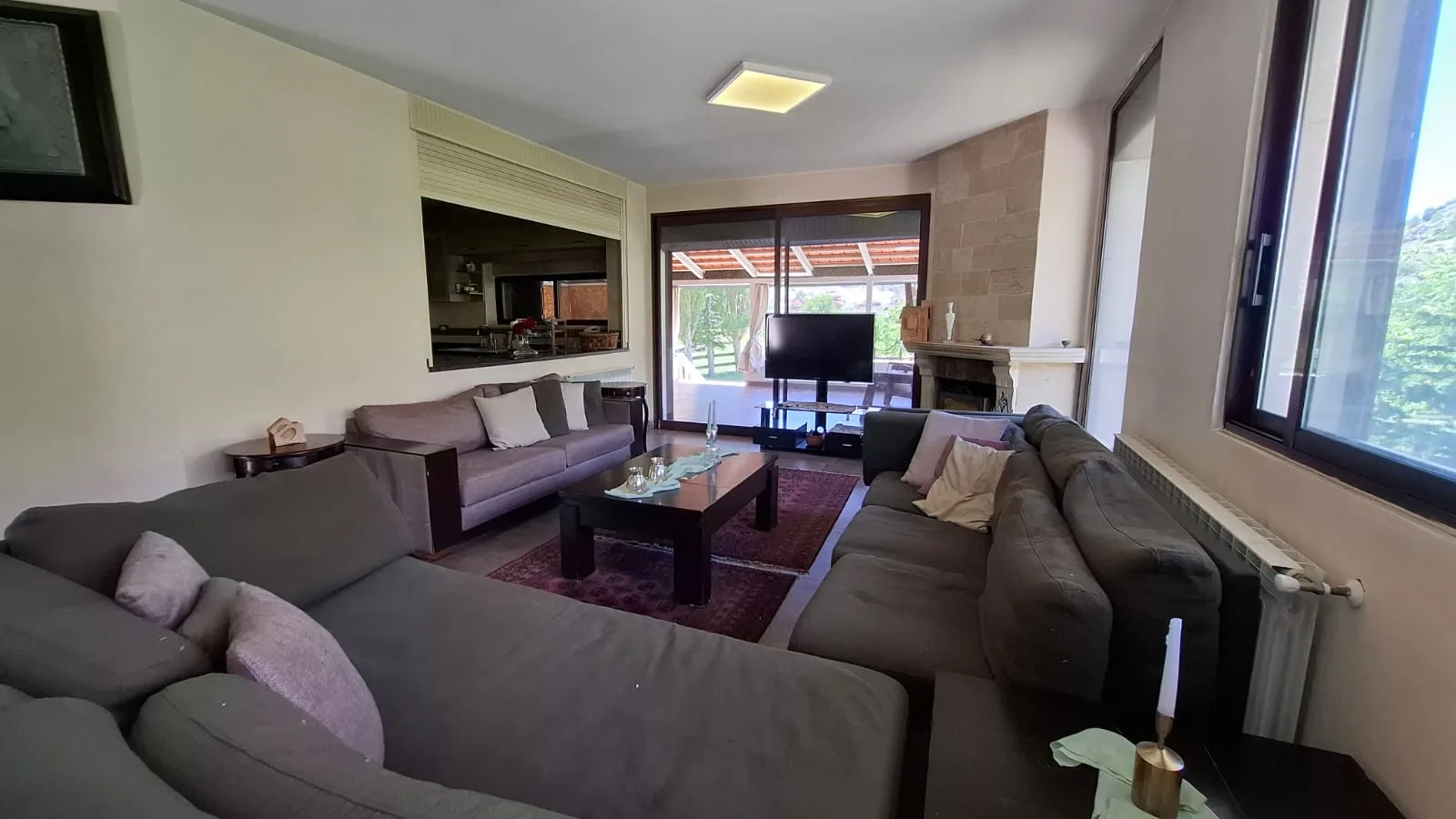 Villa for sale in Laqlouq