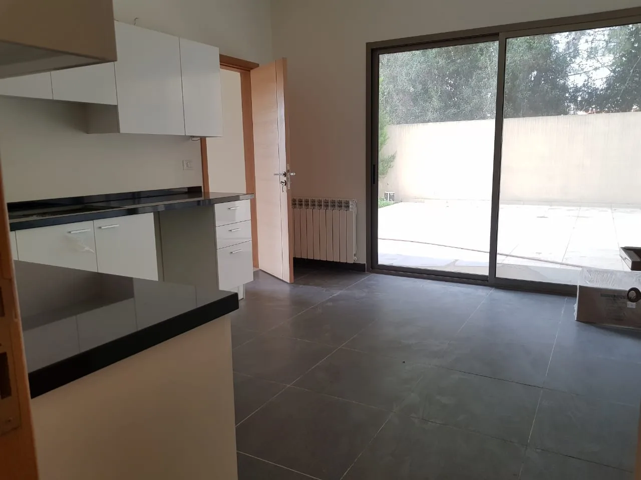 Apartment for Sale in Kfar Hbab, Lebanon — الصورة 4