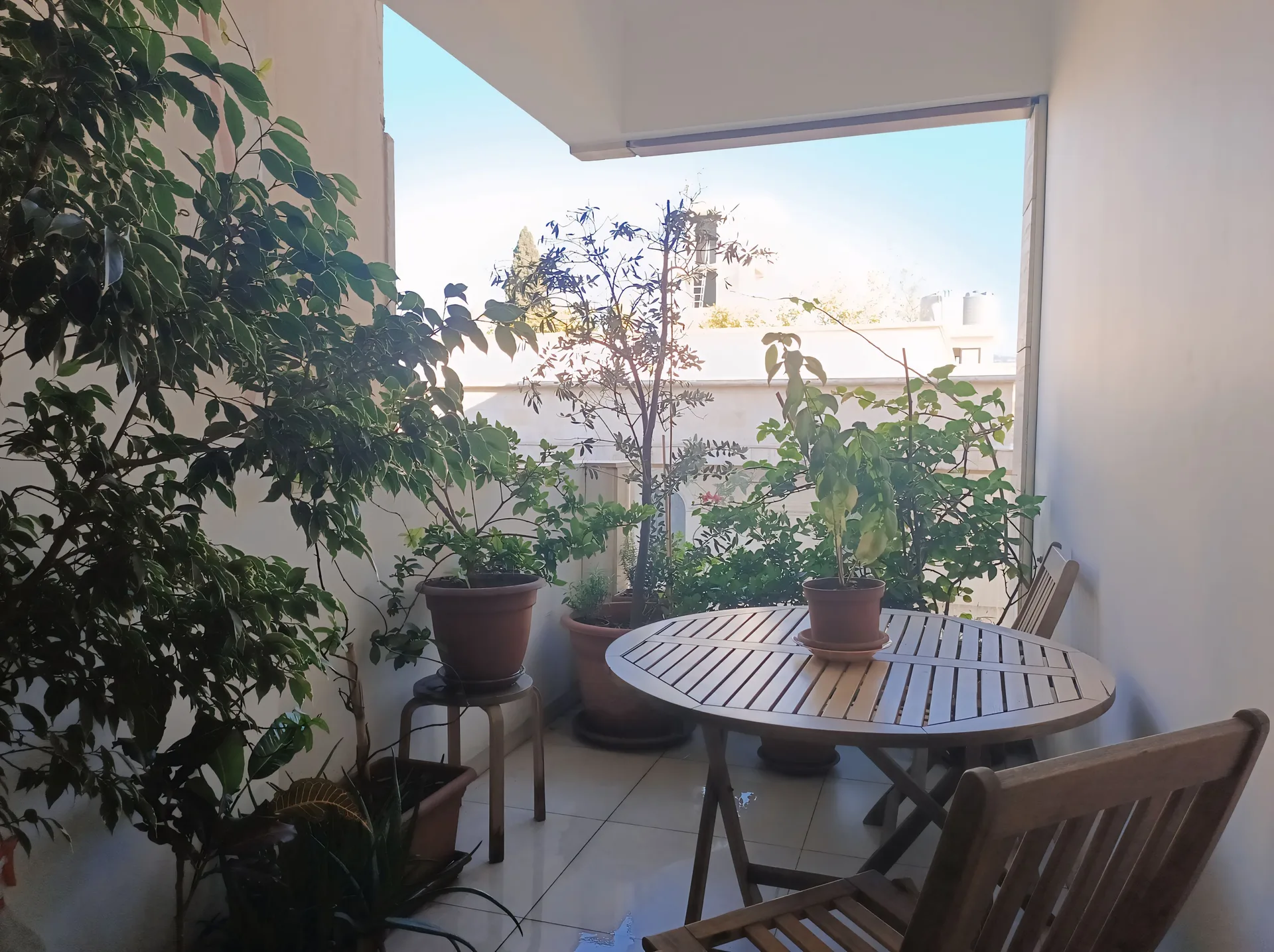 Apartment for Sale in Geitawi, Achrafieh, Beirut, Lebanon — الصورة 2