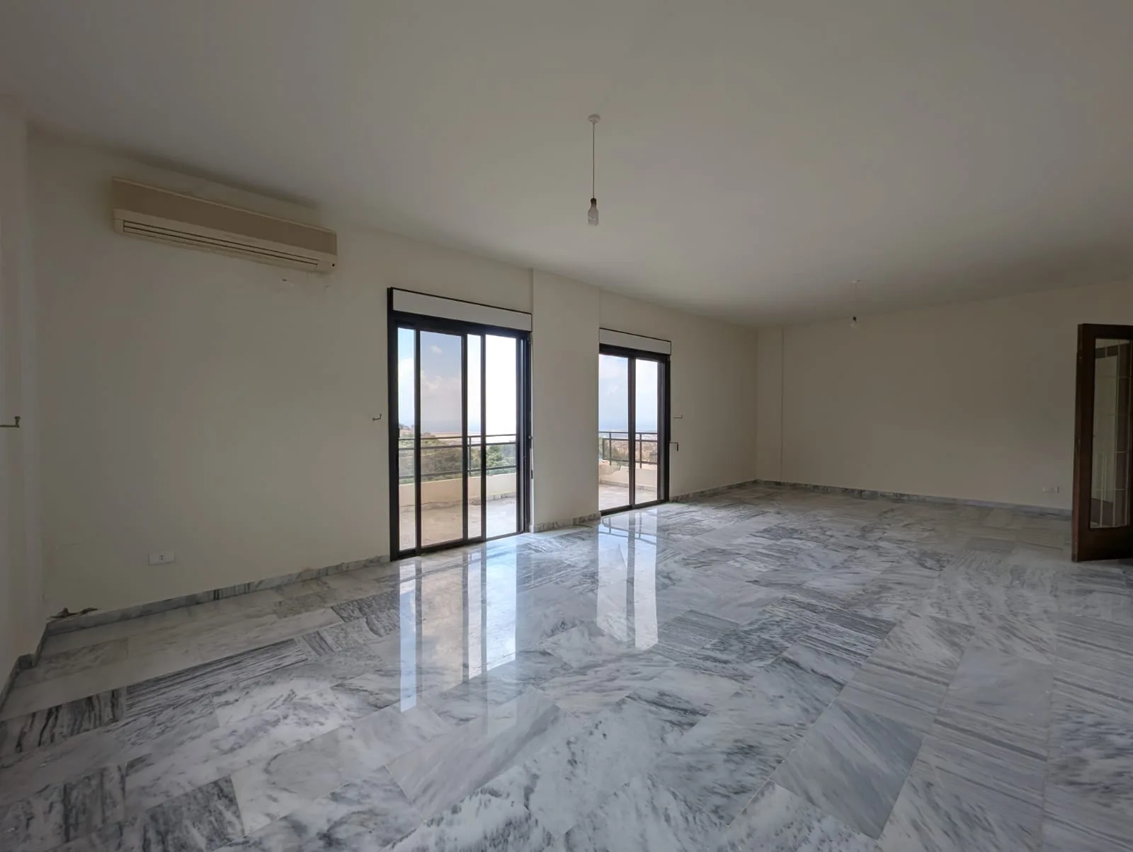 Apartment for Sale in Bsaba — الصورة 5