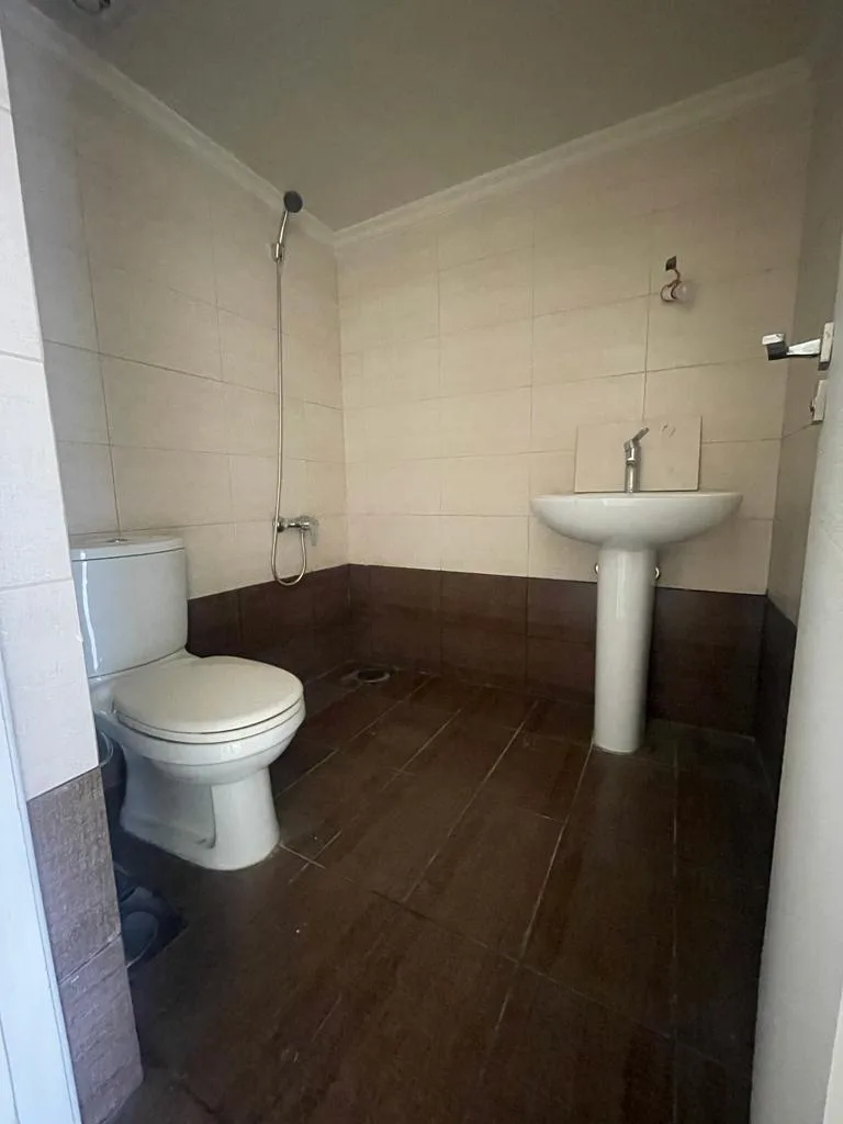 Office for Sale in Fatqa — الصورة 5
