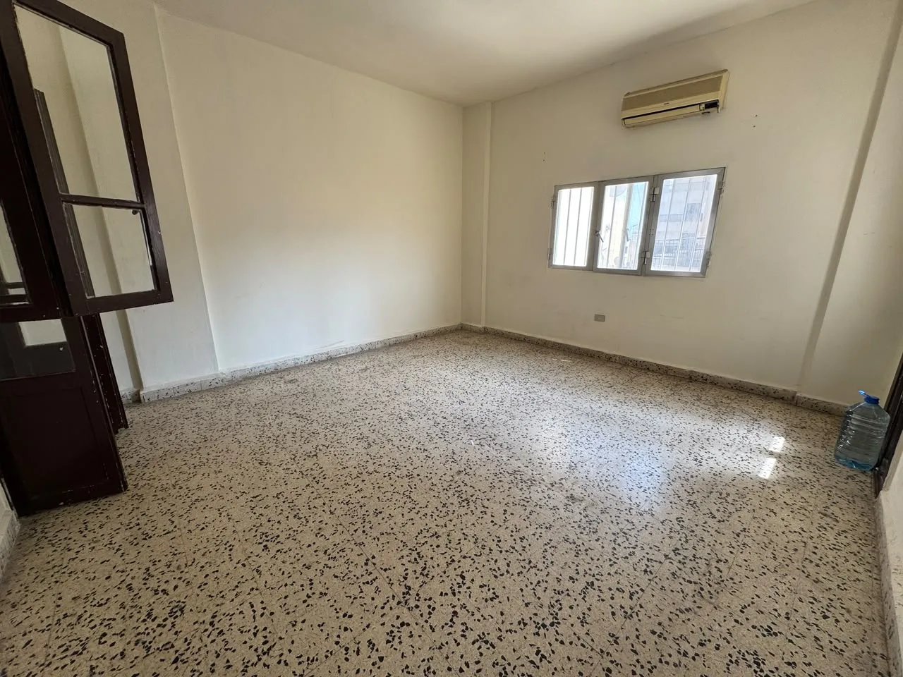 Apartment for Sale in Mazraat Yachoua — الصورة 3