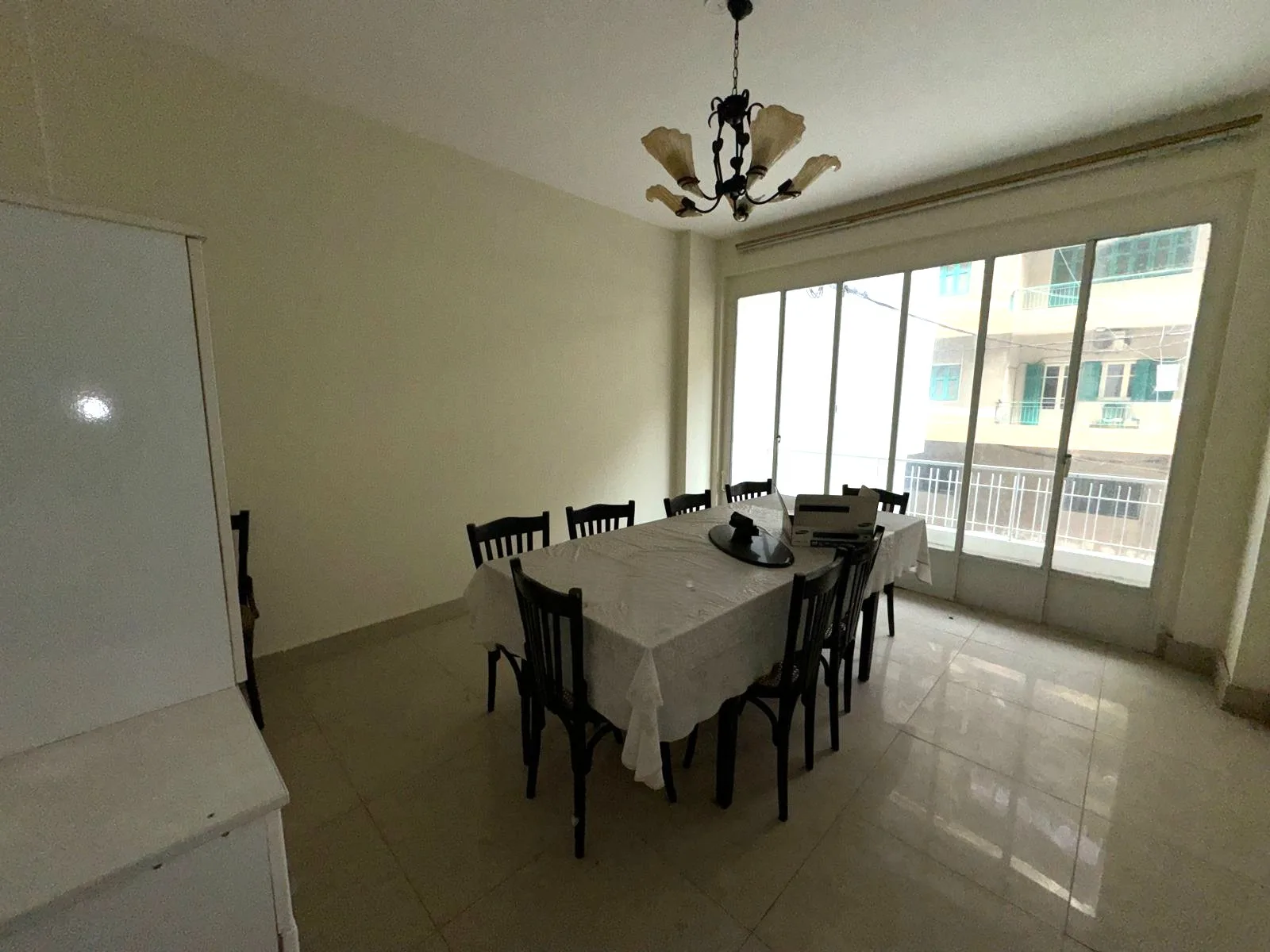 Apartment for Sale in Ain el remmeneh, Lebanon — الصورة 2