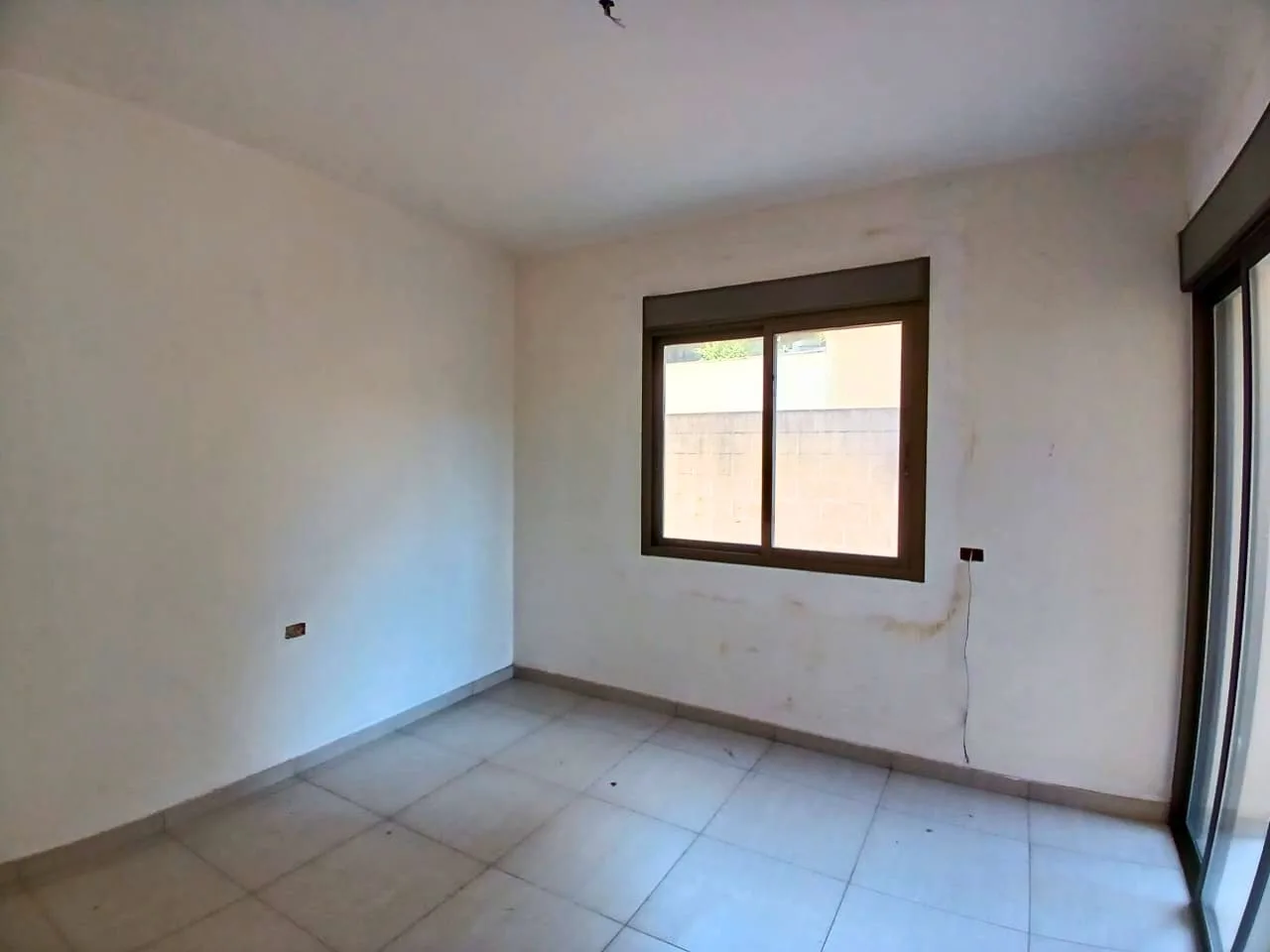 Apartment for Sale in Cornet Chahwan, Lebanon — الصورة 4