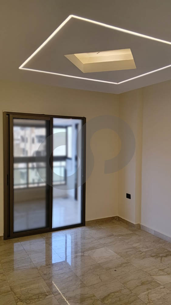 Prime Location/Very Well-Maintained Building/Malla, Beirut — photo 3