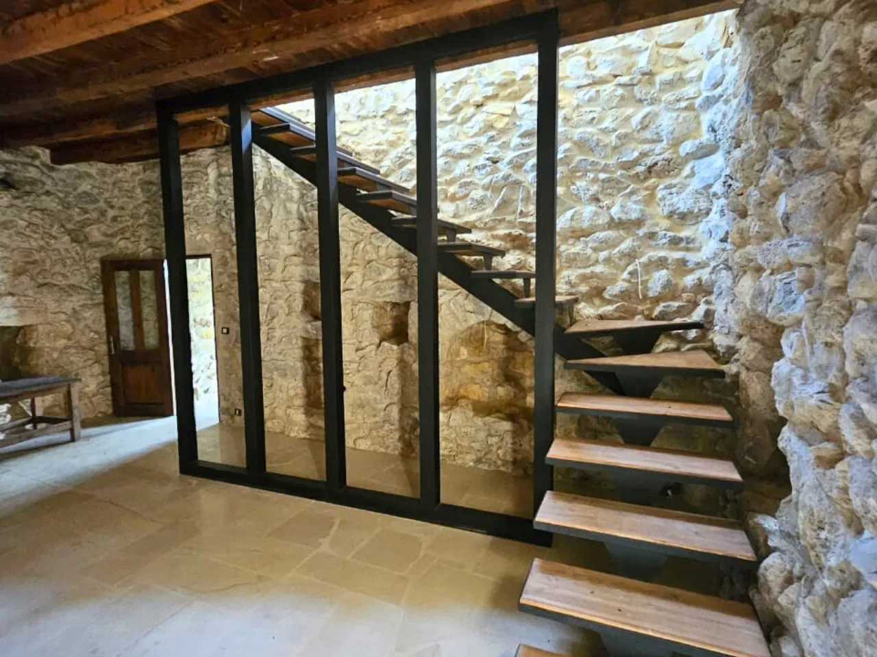 Triplex for Sale in Batroun, Lebanon — الصورة 4