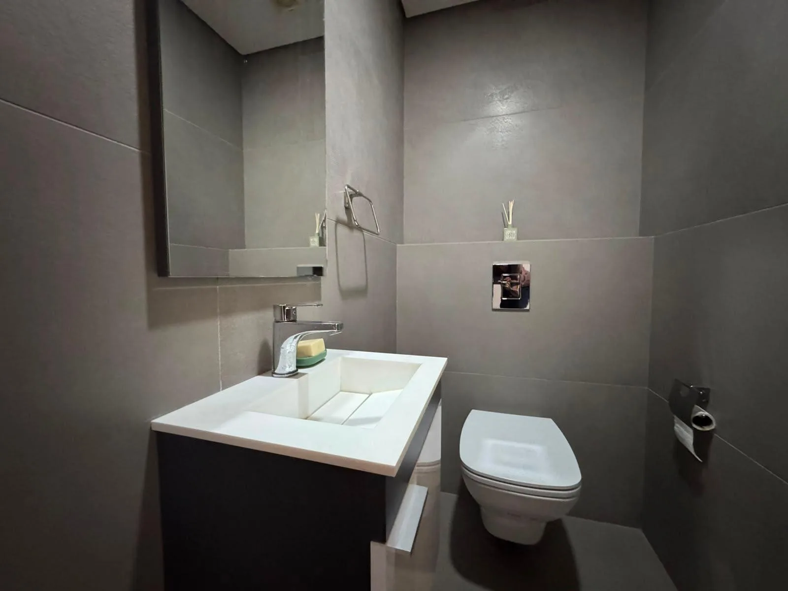 Apartment for Rent in Mansourieh — الصورة 8
