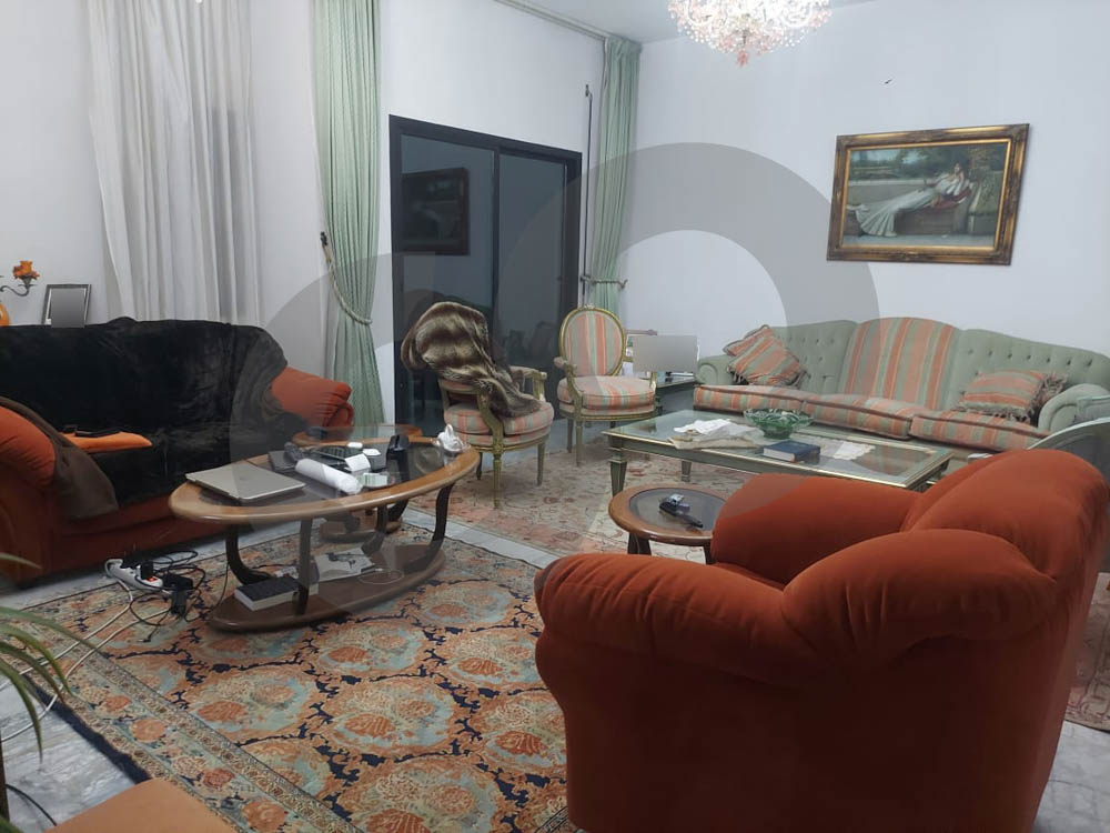spacious apartment is located in Mansourieh — الصورة 2
